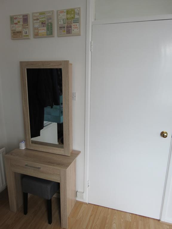 Fantastic Central Location - Parking - Business Or Leisure Belfast Buitenkant foto